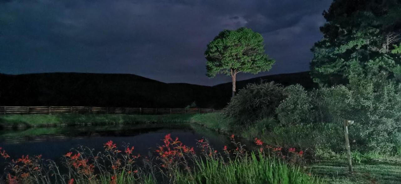 Nguni Moon Tepee Camp Hotel Underberg Buitenkant foto