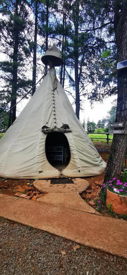 Nguni Moon Tepee Camp Hotel Underberg Buitenkant foto